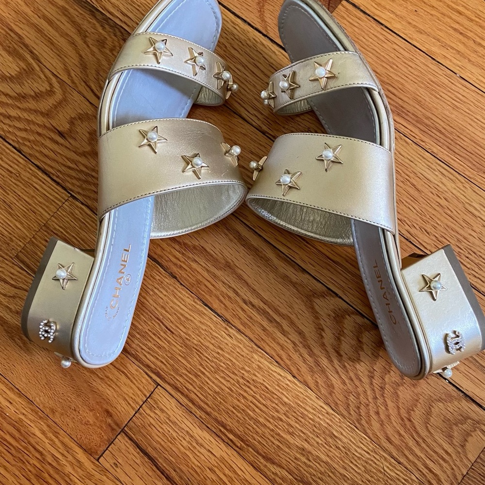 Chanel Gold Star Embellished Sandals - Picture 4 of 8